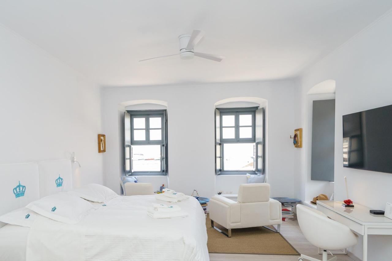 My Crown Suite, Hydra Port Dış mekan fotoğraf